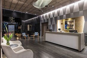 100 Luxury Suites by Preferred