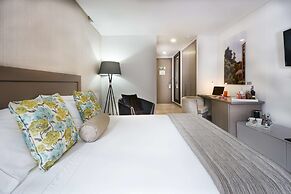 100 Luxury Suites by Preferred