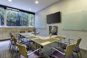 100 Luxury Suites by Preferred