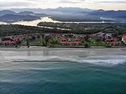 Borneo Beach Villa & Suite