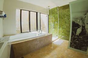 Borneo Beach Villa & Suite