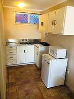 Gateway International Motel