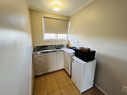 Gateway International Motel