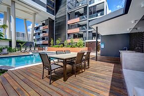 Arena Apartments by CLLIX