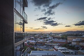 Arena Apartments by CLLIX