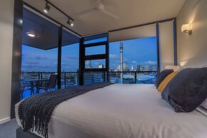 Arena Apartments by CLLIX