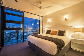 Arena Apartments by CLLIX