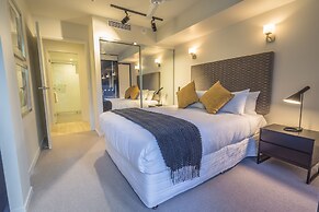 Arena Apartments by CLLIX