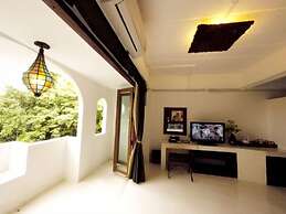 Riad Hua Hin Hotel