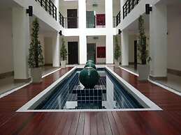 The Atrium Ratchada 13