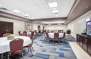 Holiday Inn Express & Suites Glasgow by IHG