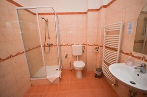 Broadway City Guesthouse