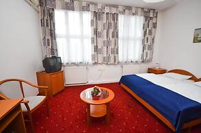 Broadway City Guesthouse