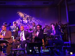 R&B Bed and Breakfast