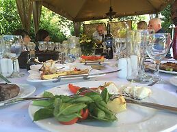 Armadale Boutique Hotel & Villas