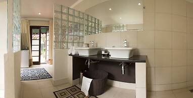 Armadale Boutique Hotel & Villas