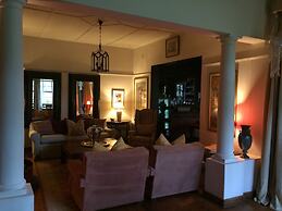 Armadale Boutique Hotel & Villas