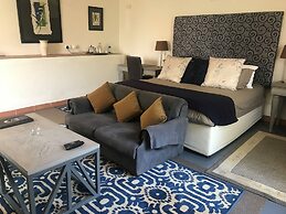 Armadale Boutique Hotel & Villas