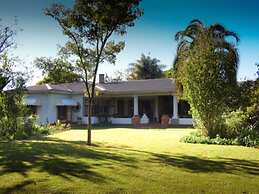 Armadale Boutique Hotel & Villas