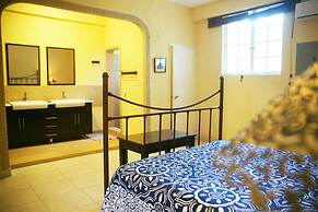 Corail Suites