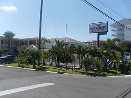 Silver Sands Motel