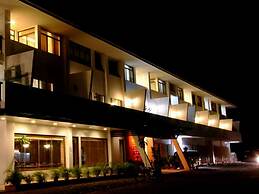 Coron Gateway Hotel & Suites