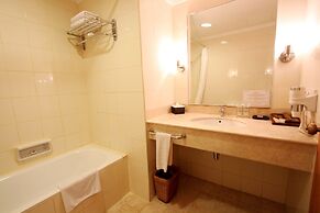 Harmoni Suites Hotel