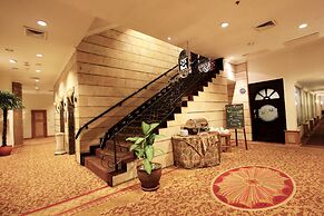 Harmoni Suites Hotel