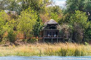 Royal Zambezi Lodge