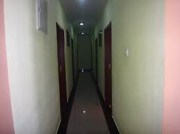 Way Side Hotel