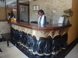 Way Side Hotel