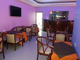 Way Side Hotel
