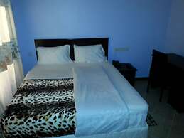 Way Side Hotel