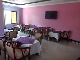 Way Side Hotel