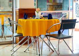 Hotel Aquiline