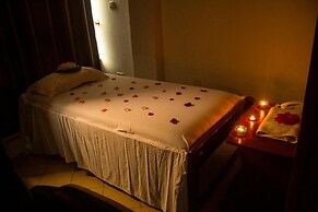 Hotel Aquiline