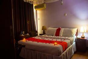 Hotel Aquiline