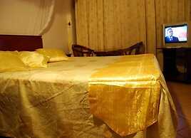 Hotel Aquiline