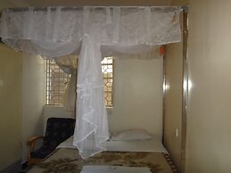 Midway Hotel