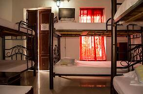 Hotel Miramar - Hostel