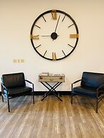 The Suites Hotel at Waterfront Plaza