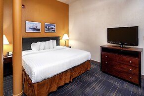 The Suites Hotel at Waterfront Plaza