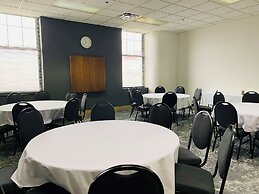 The Suites Hotel at Waterfront Plaza