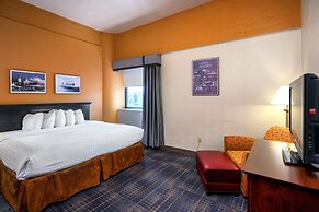 The Suites Hotel at Waterfront Plaza