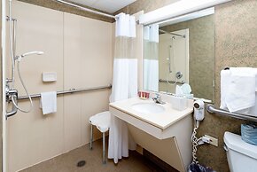 The Suites Hotel at Waterfront Plaza