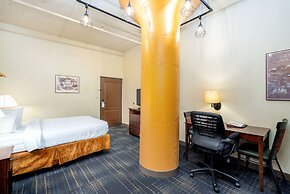 The Suites Hotel at Waterfront Plaza