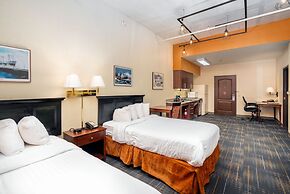 The Suites Hotel at Waterfront Plaza