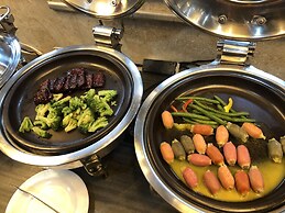 Queen Vell Hotel & Wedding