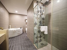 Queen Vell Hotel & Wedding