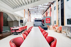 Townhouse Oak Cihampelas Near Ciwalk Formerly Promenade Hotel